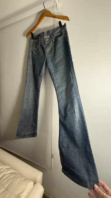 Levi's · Talle US 27
