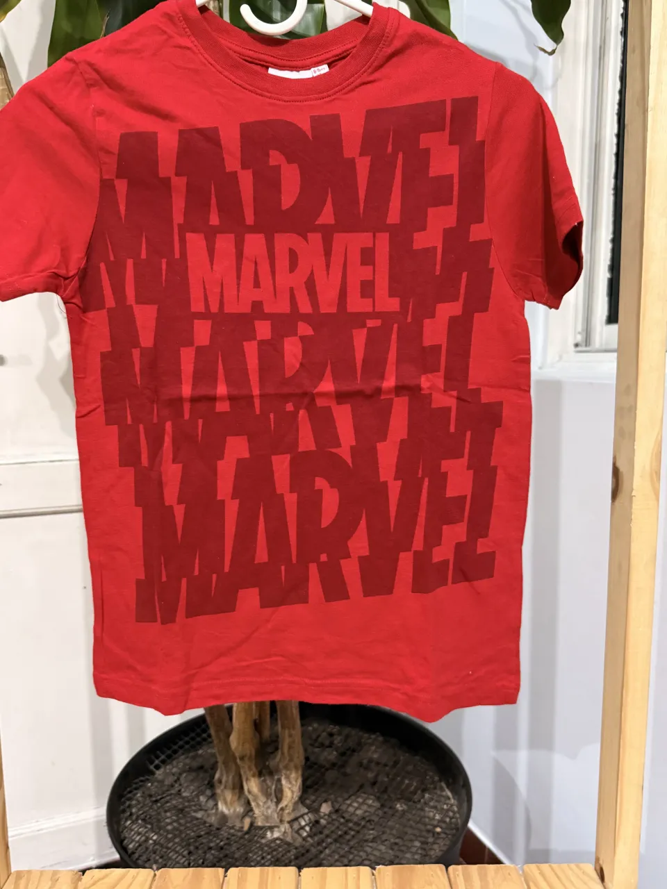 Remera Marvel · Talle 9 años / 134 cm
