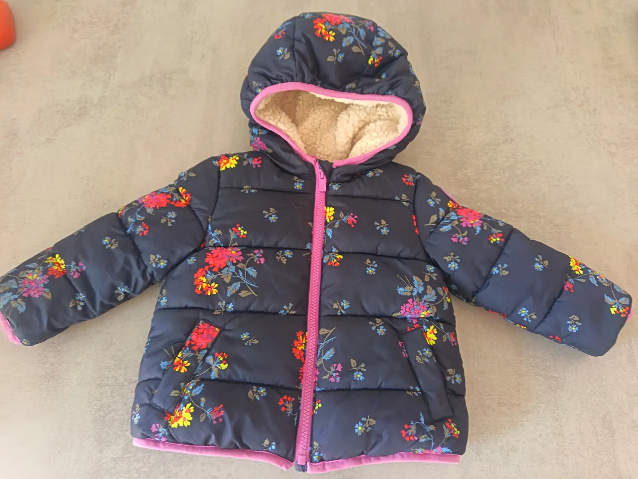 BabyGap · Talle 24–36 meses / 92 cm