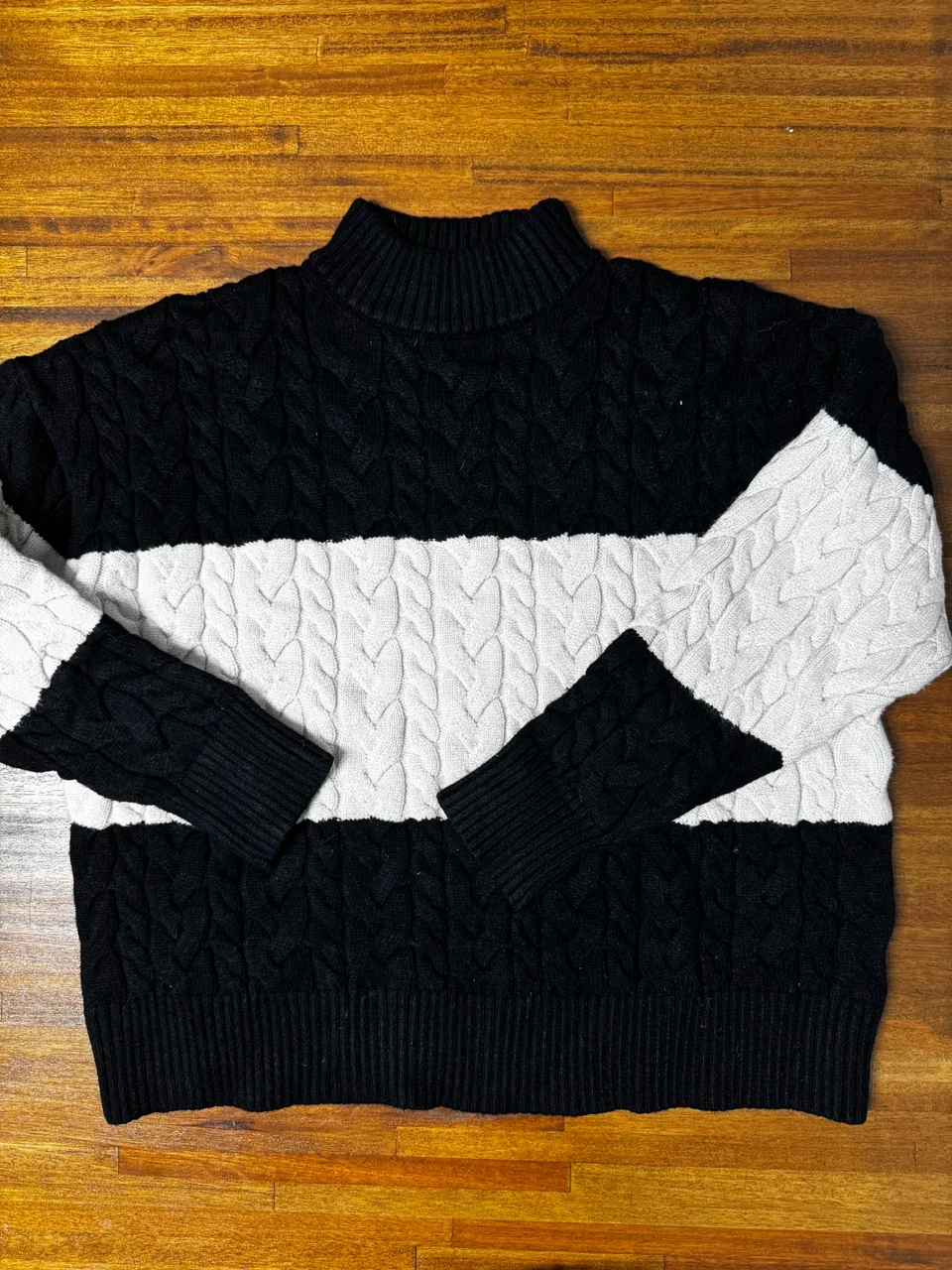 Sweater Akiabara - imagen 1