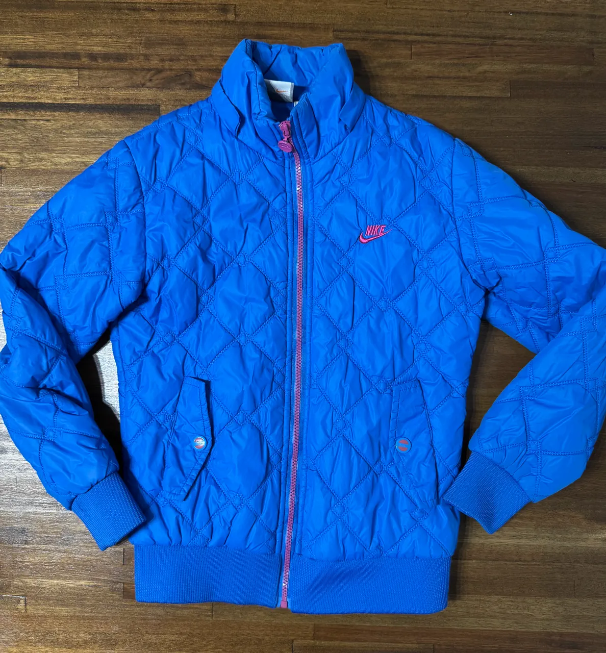 Nike · Talle M