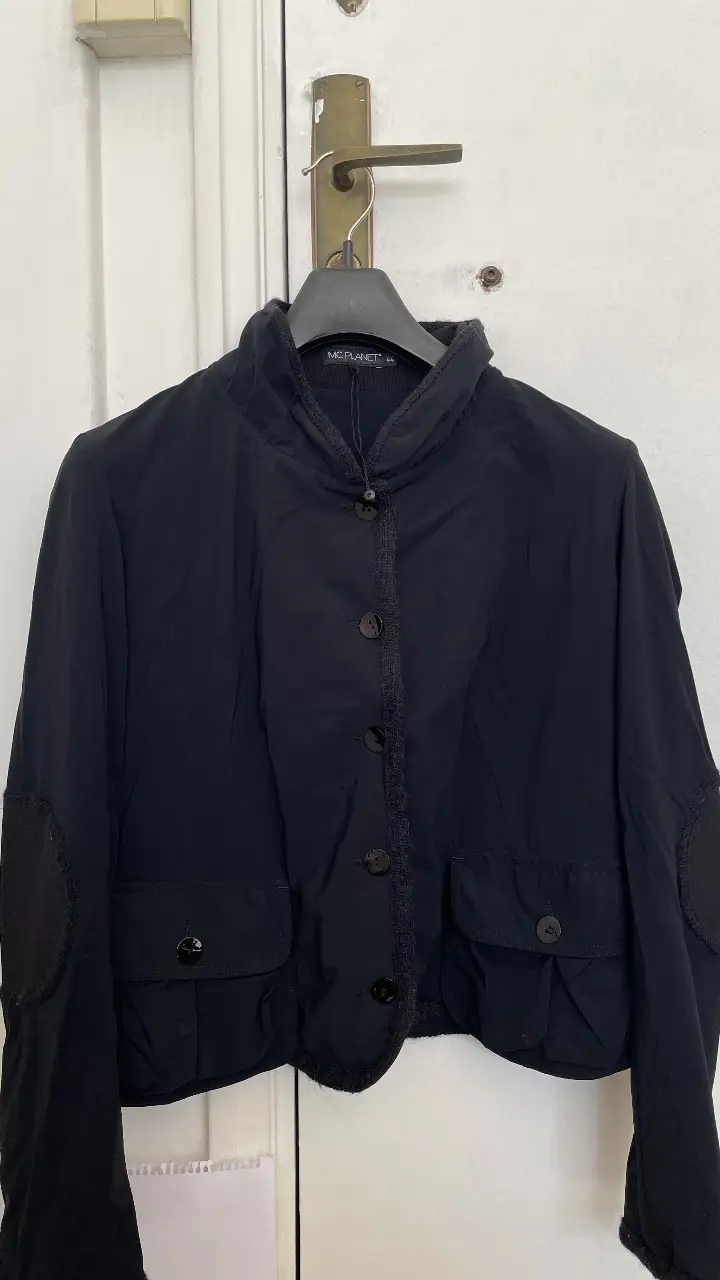 Campera EMC - imagen 1