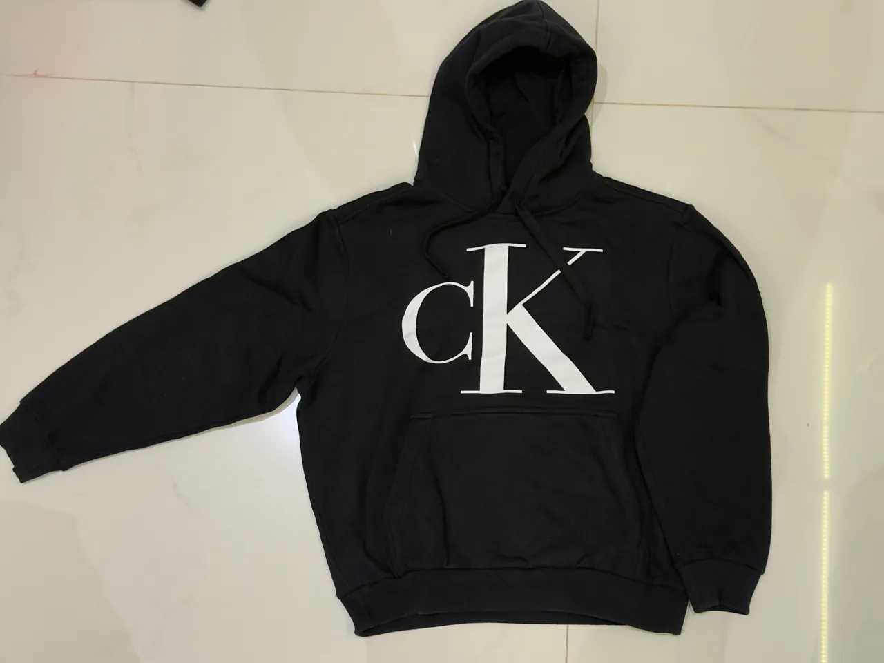 Calvin Klein · Talle L
