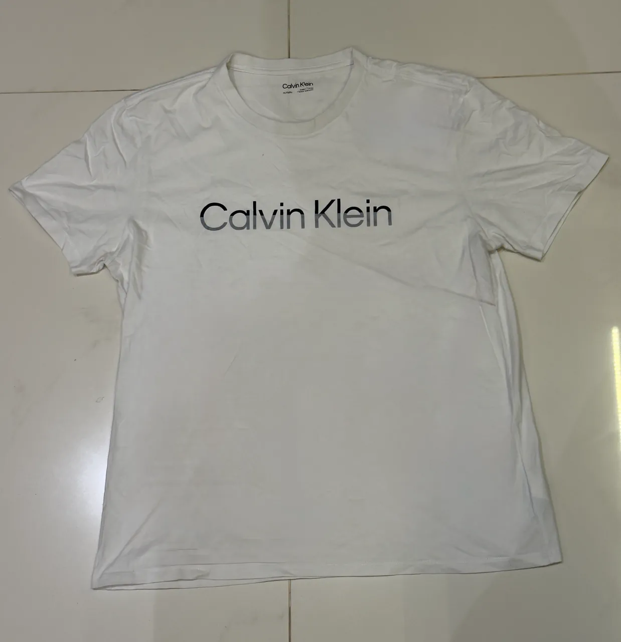 Calvin Klein · Talle XL