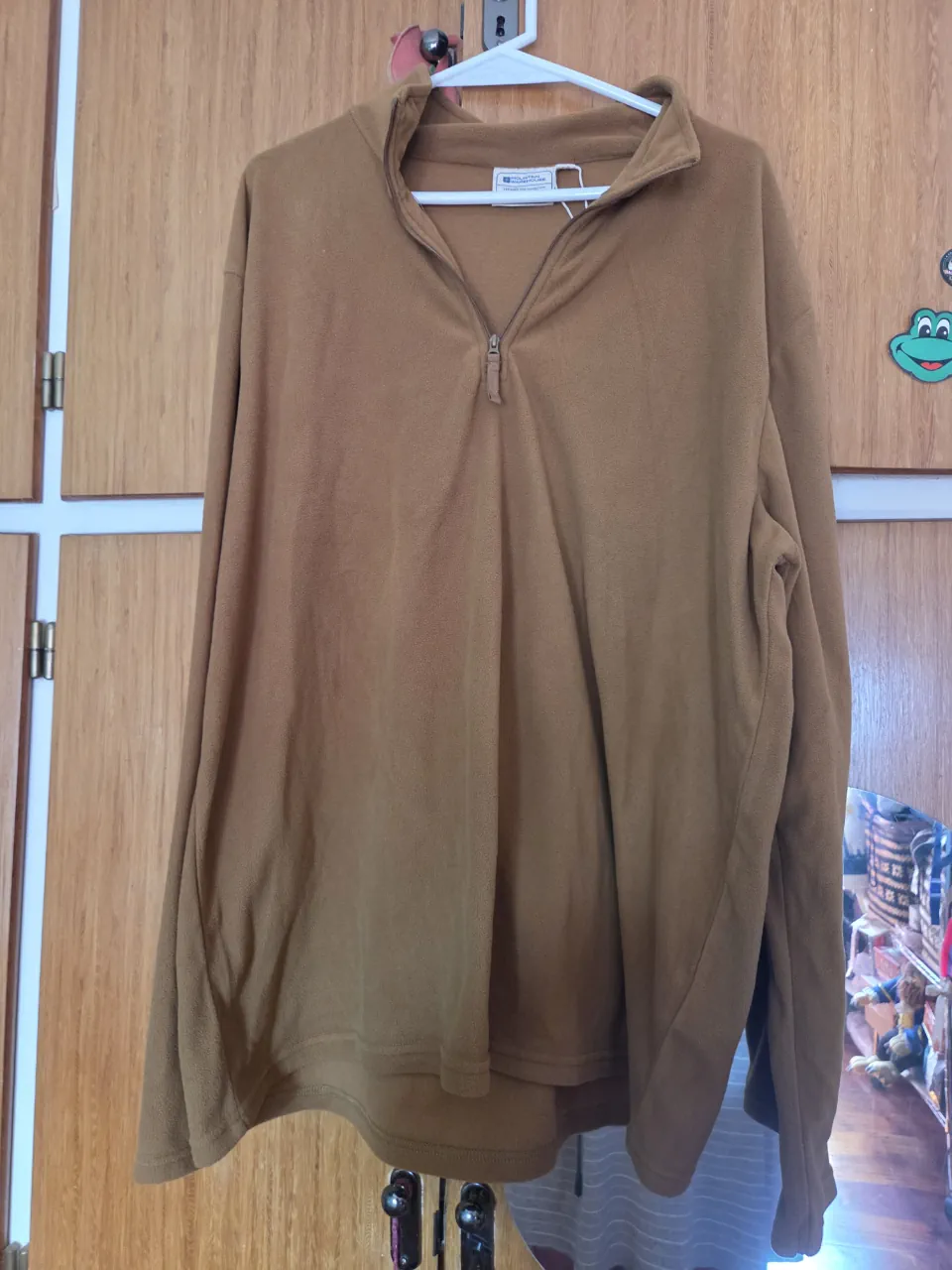 Buzo Mountain Warehouse · Talle XXL