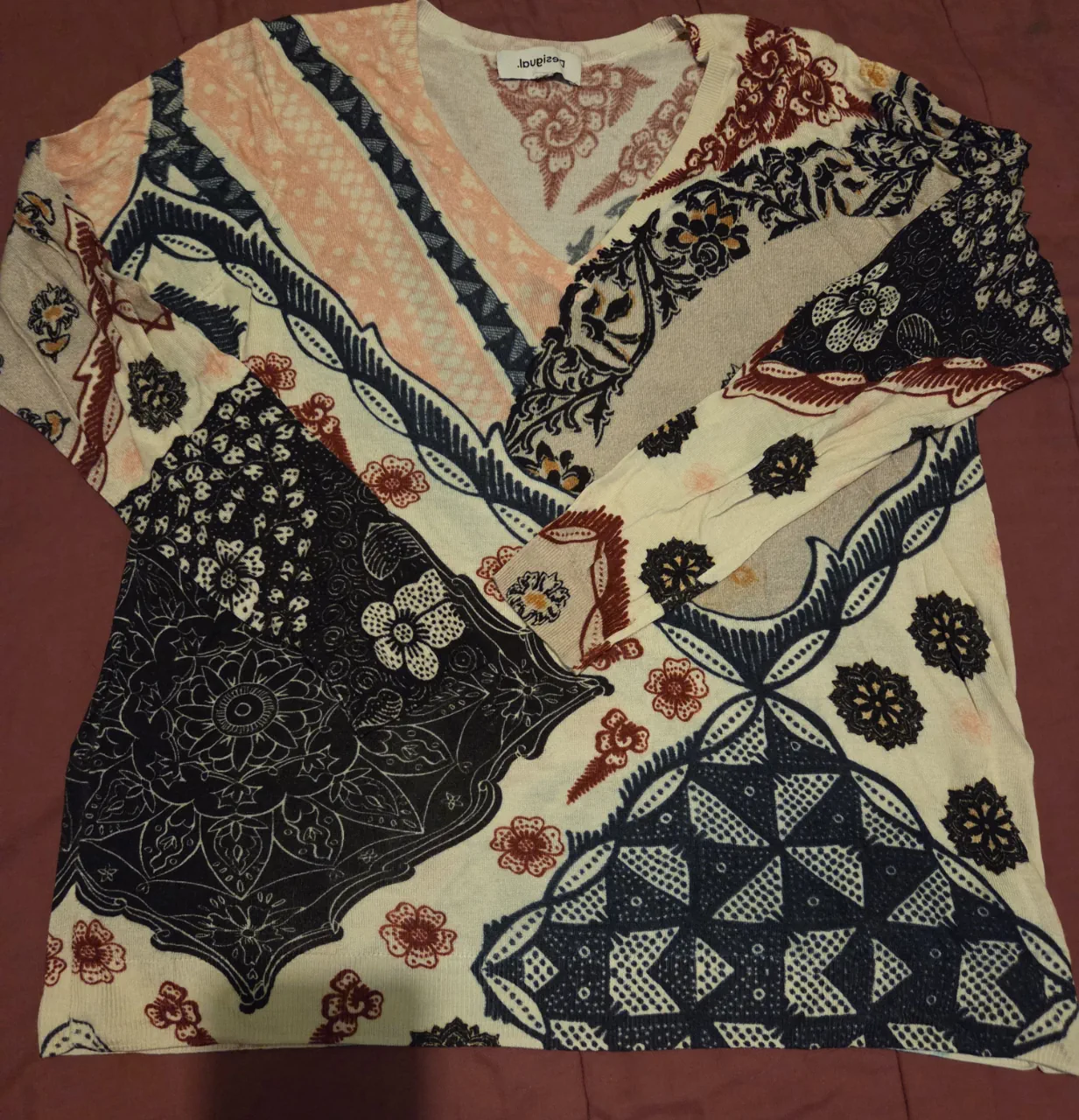 Sweater Desigual · Talle L