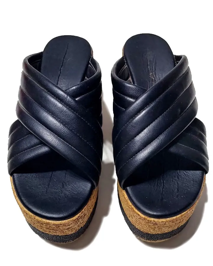 Sandalias Nazaria · Talle AR 39