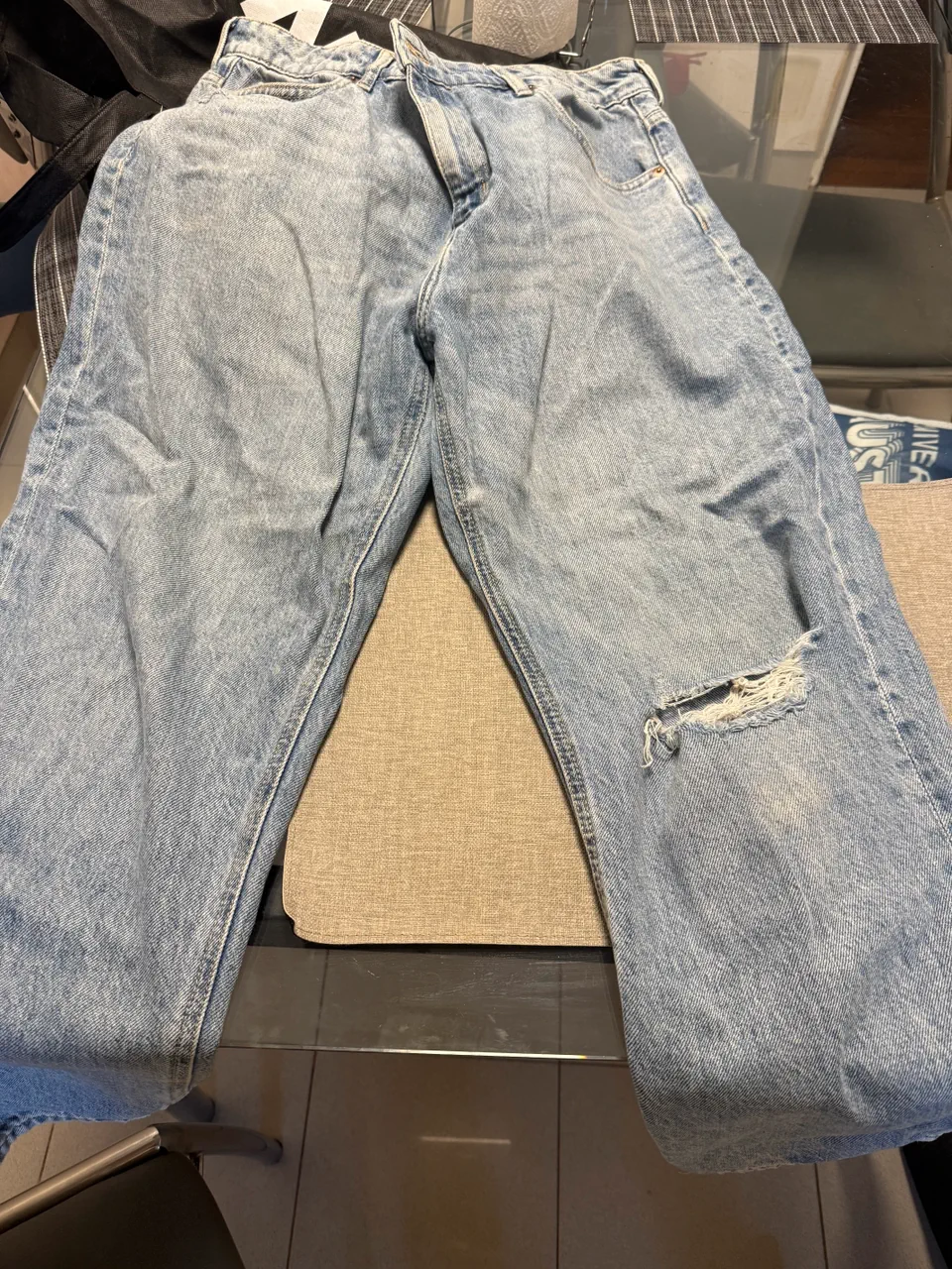 H&M · Talle EU 44
