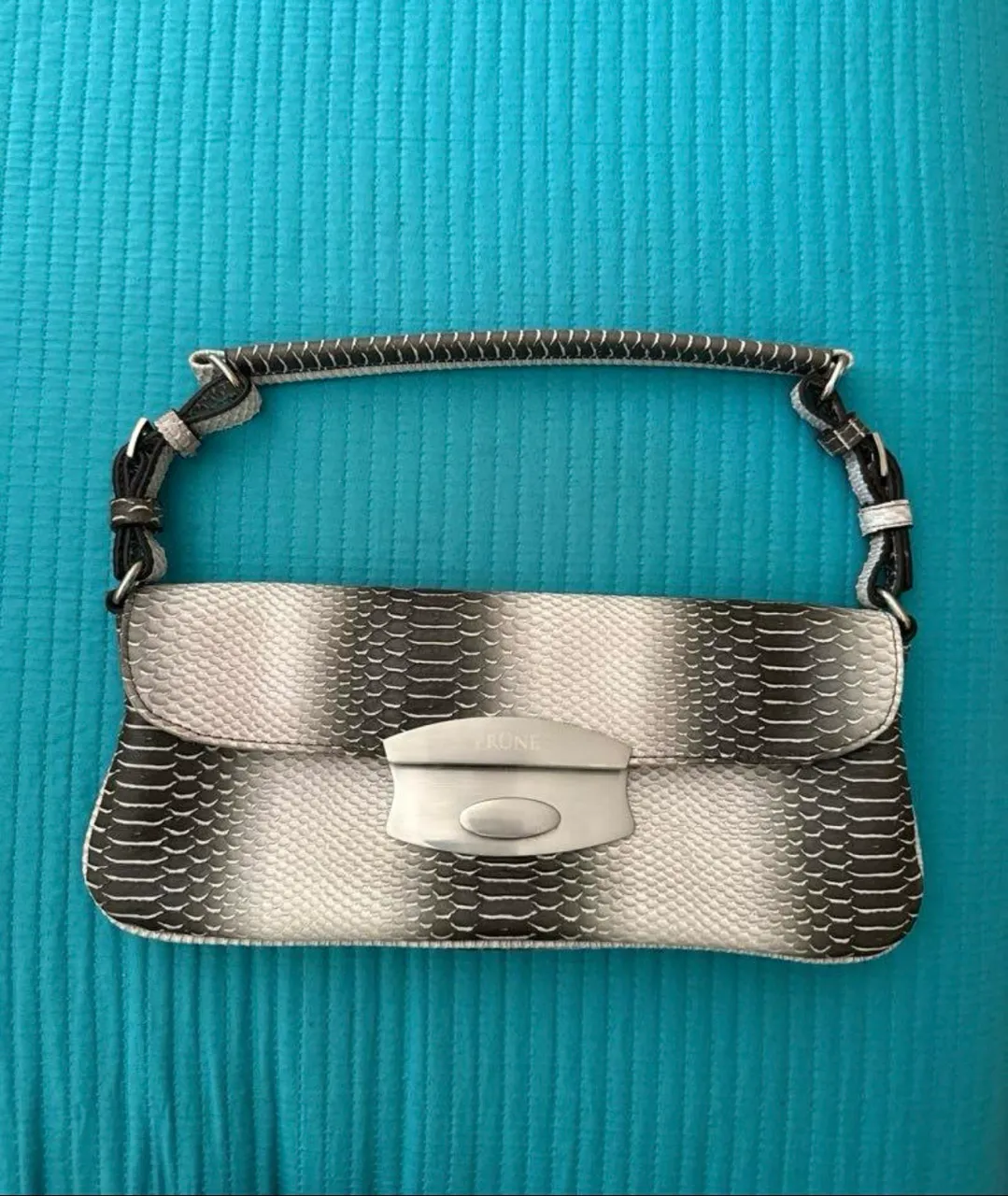 Cartera Prüne - imagen 1