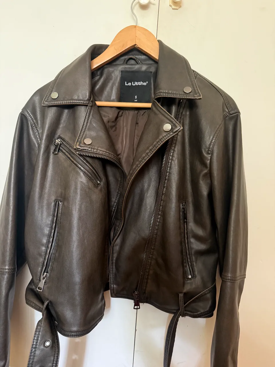 Campera Leutthe - imagen 1