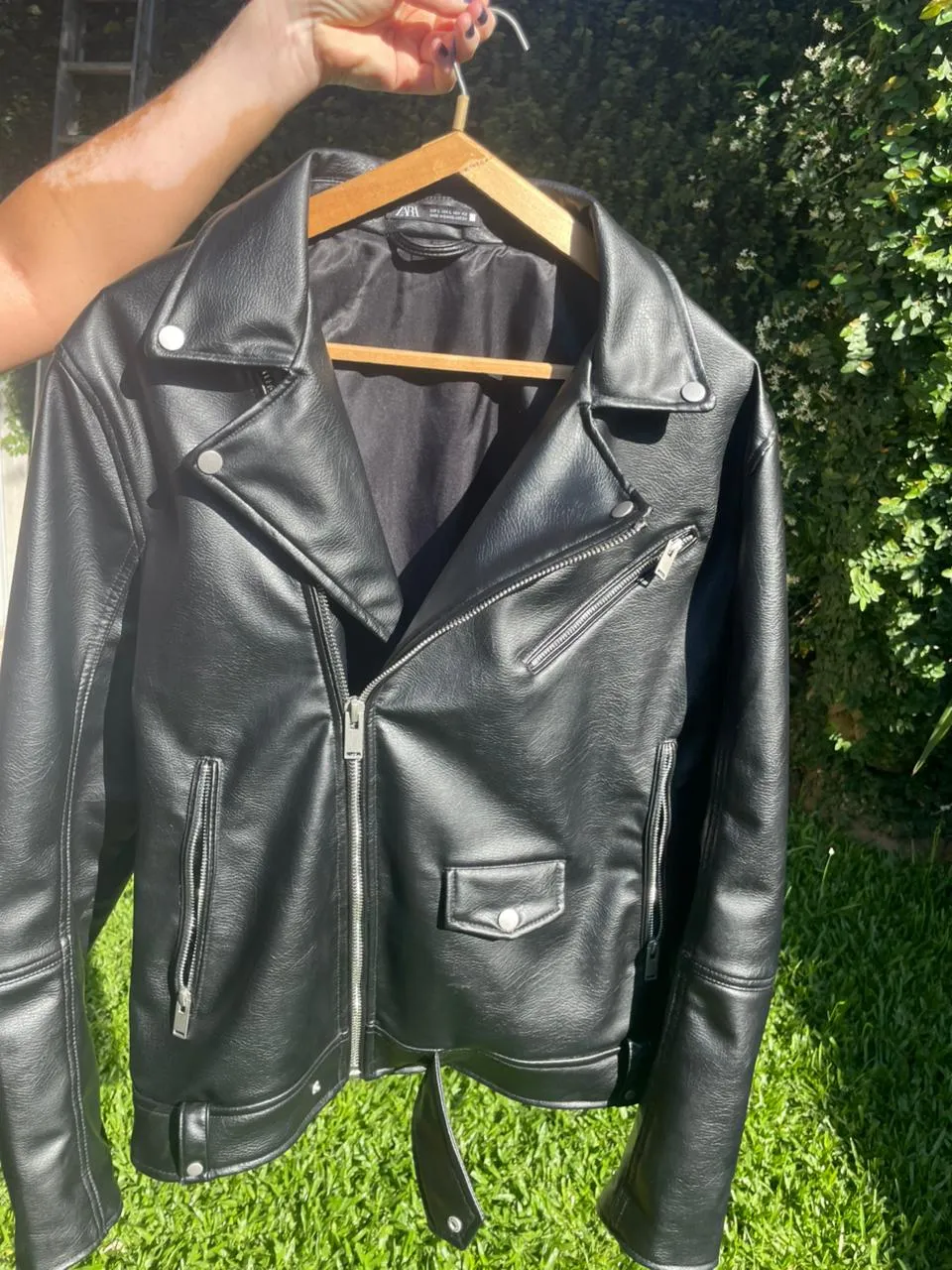 Zara · Talle L