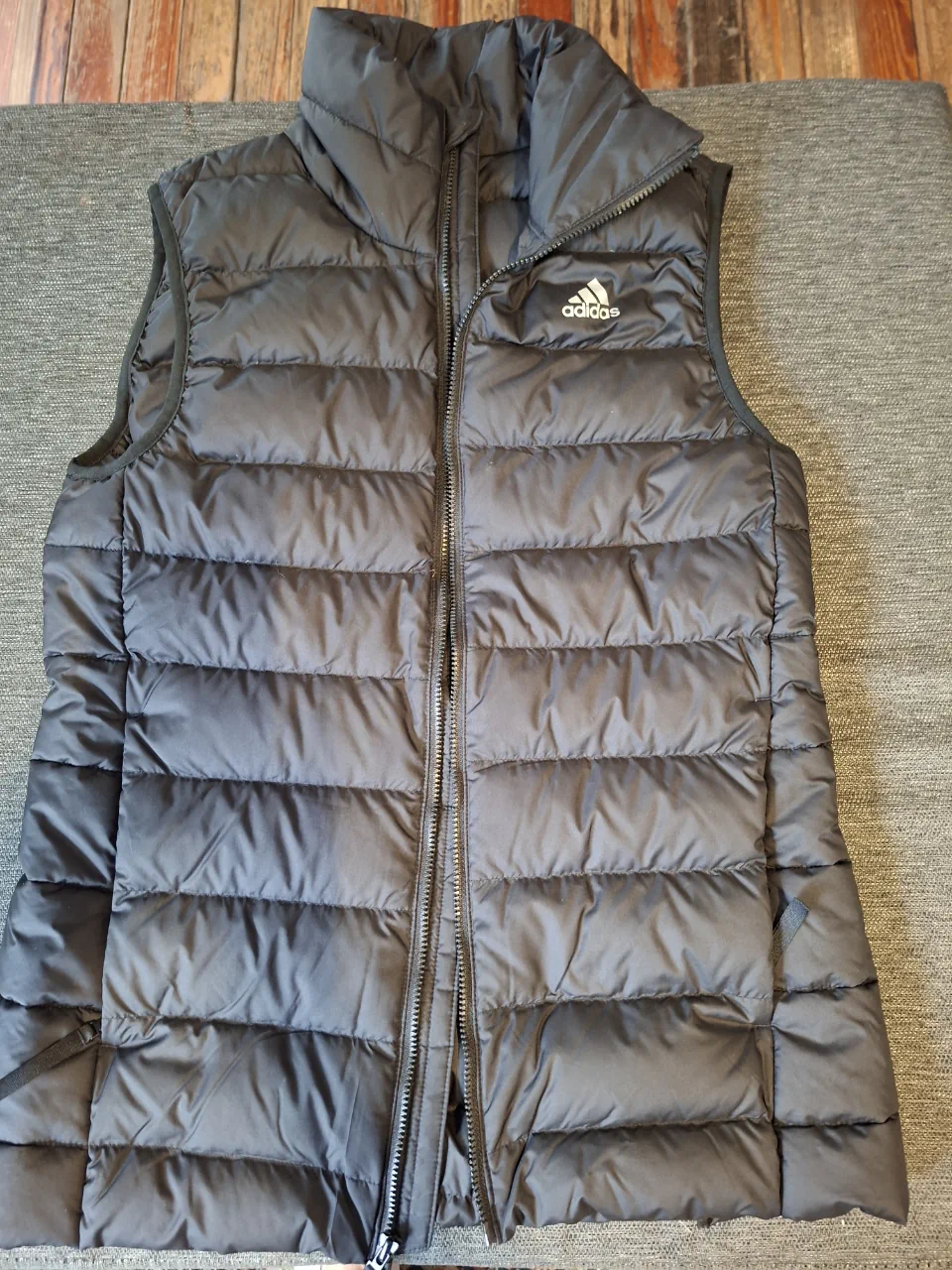 Chaleco adidas · Talle M