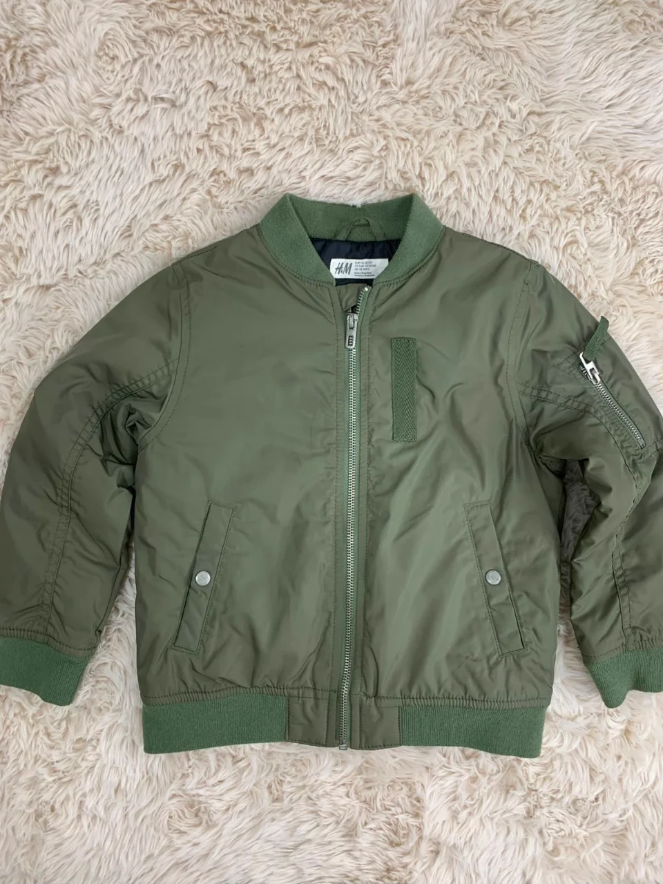 H&M · Talle 5 años / 110 cm