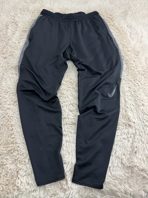 Nike · Talle S