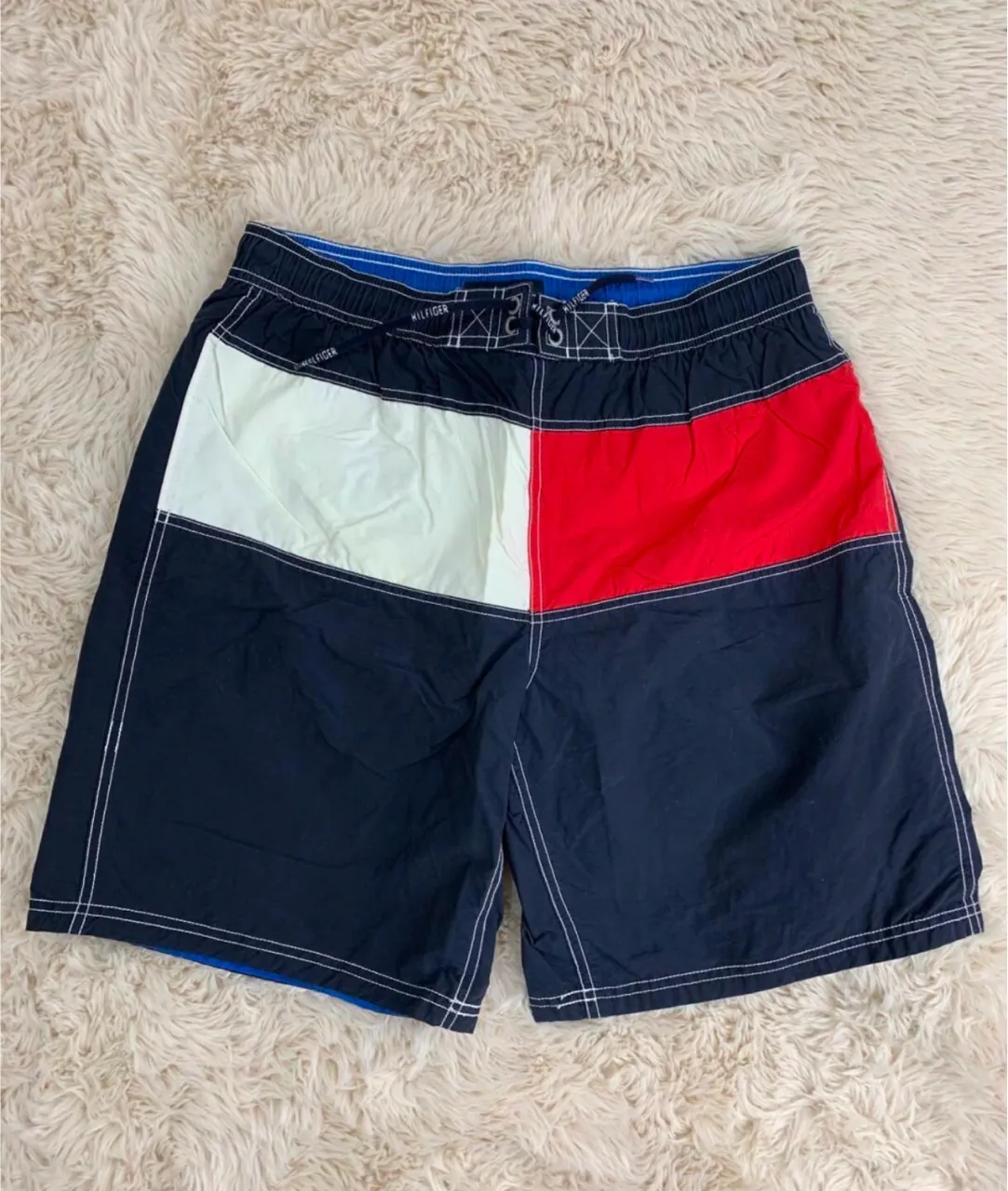 Tommy Hilfiger · Talle M