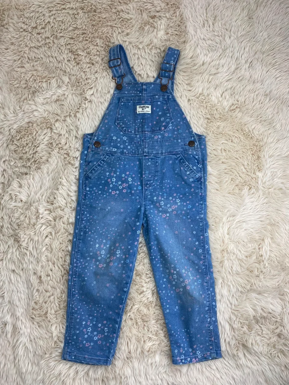 Oshkosh · Talle 3 años / 98 cm