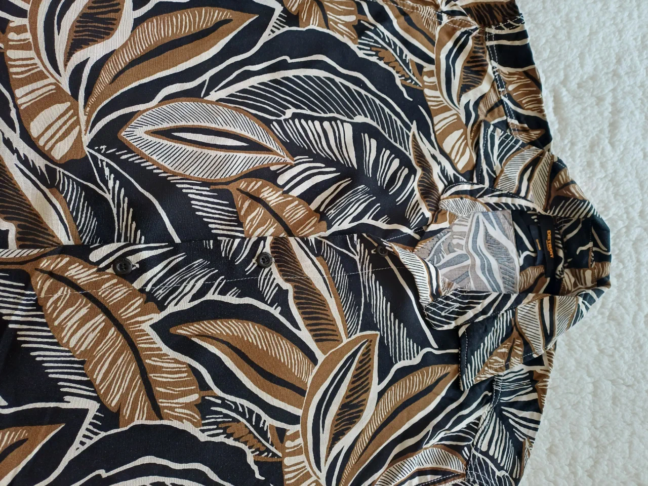 Camisa Detroit · Talle S
