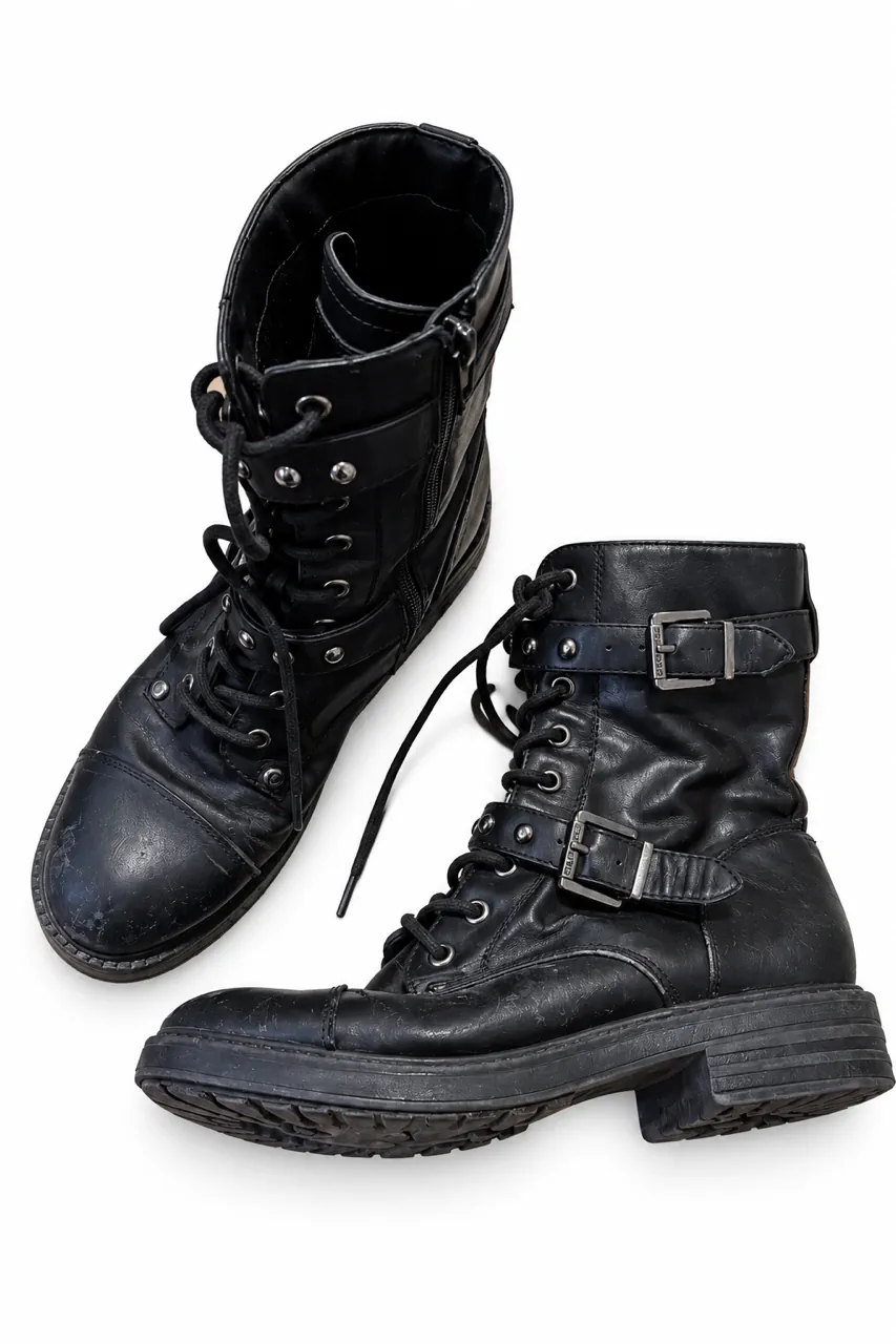 GUESS · Talle US 8