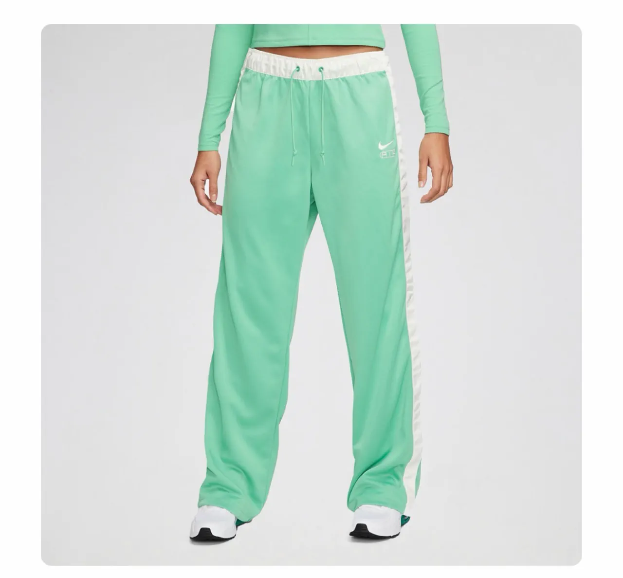 Pantalón Nike - imagen 1