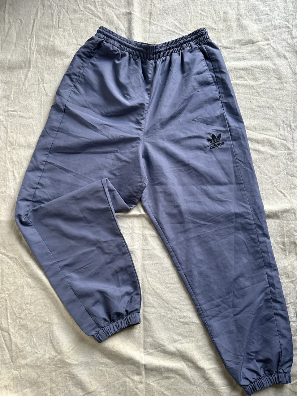 Pantalón adidas - imagen 1