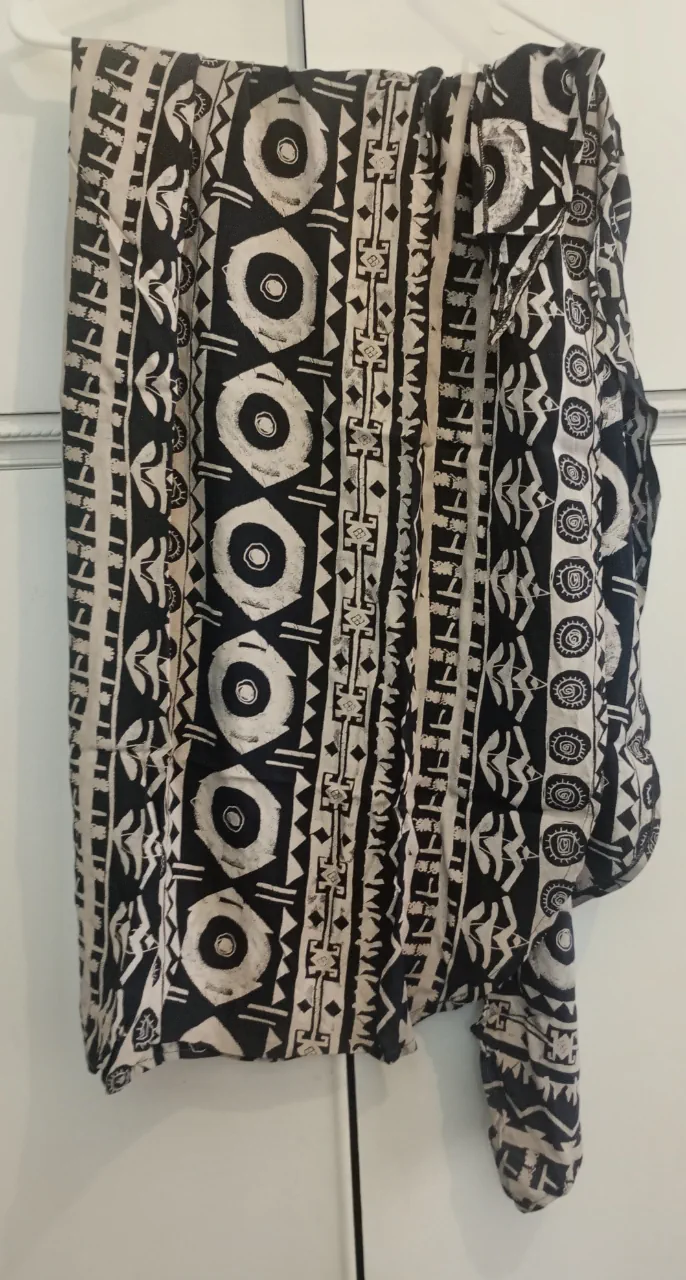 Pollera Otra - imagen 1