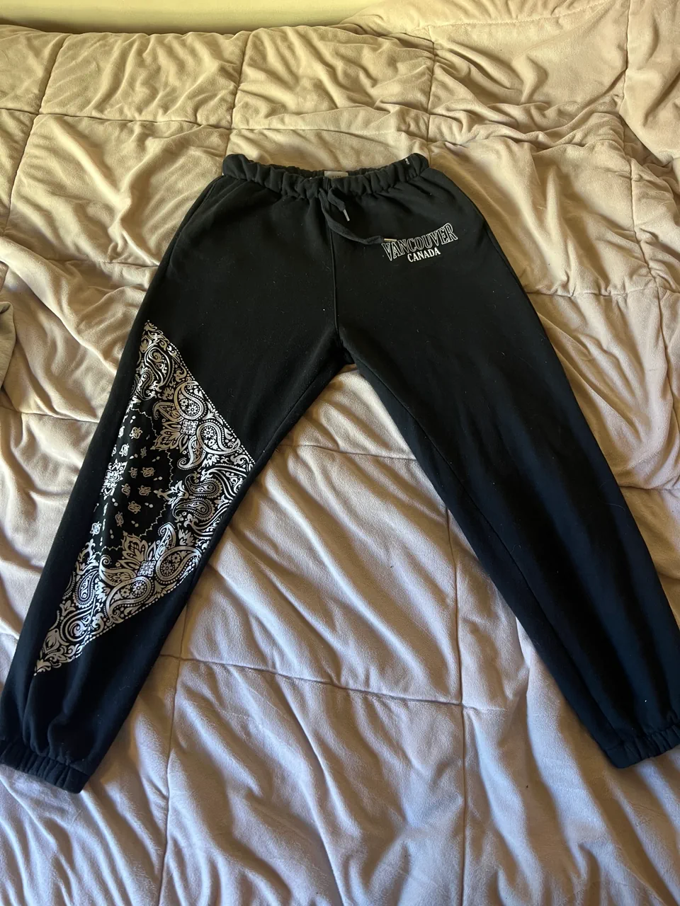 Pantalón 47 Street · Talle 2