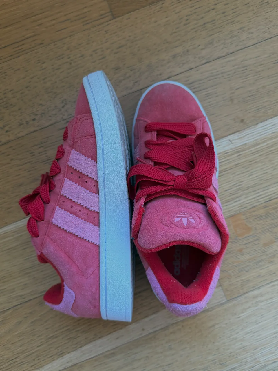 adidas · Talle EU 38