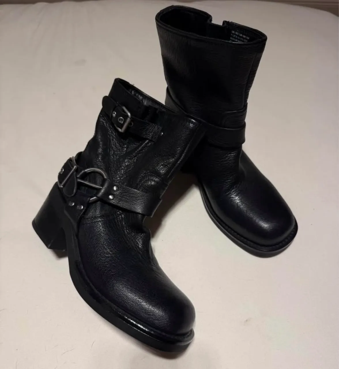 Botas Kenneth Cole - imagen 1