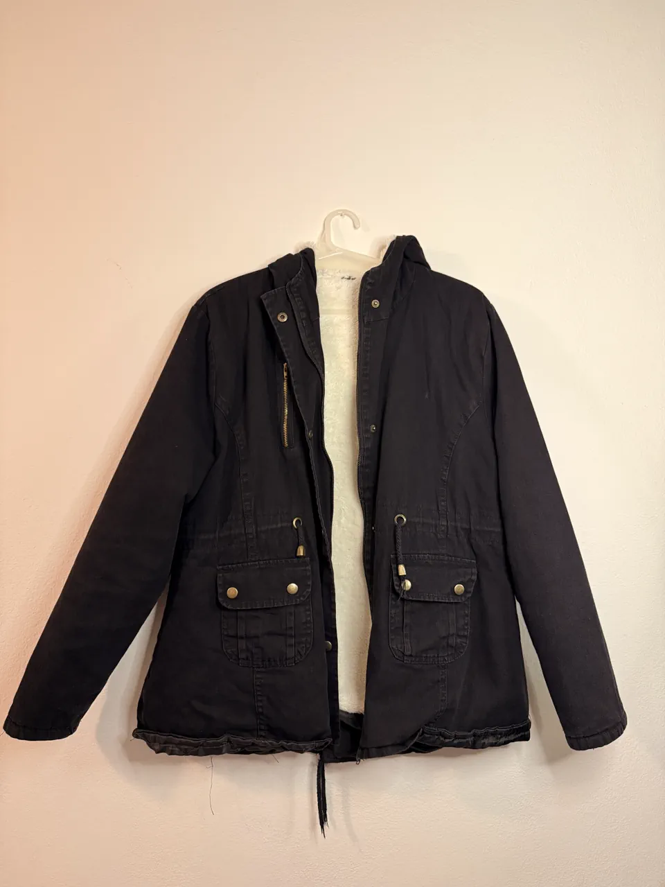 Campera No tiene exactamente la marca - imagen 1