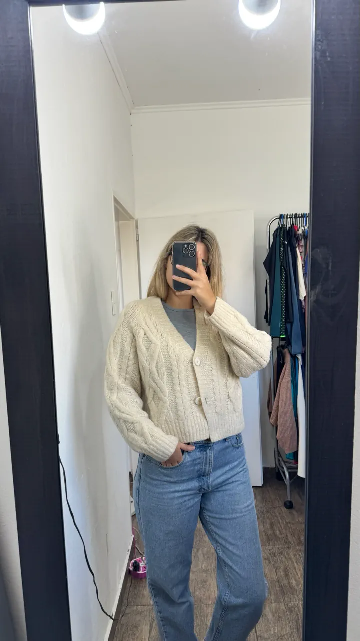Cardigan Fm - imagen 5