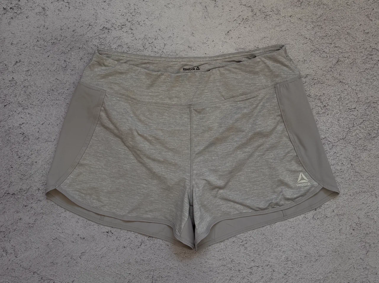 Reebok · Talle M