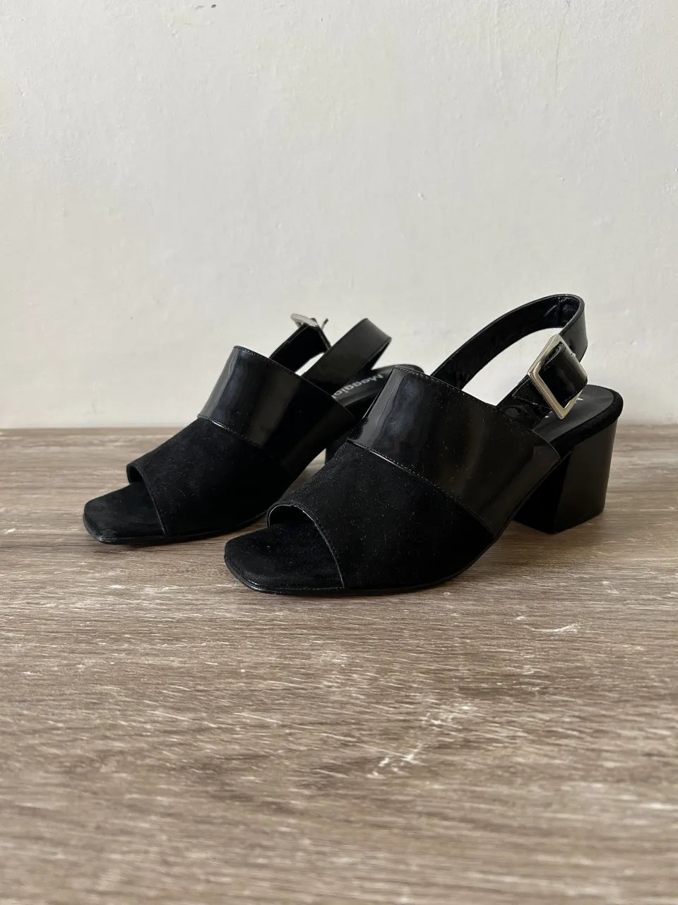 Maggio y rosetto. · Talle AR 35