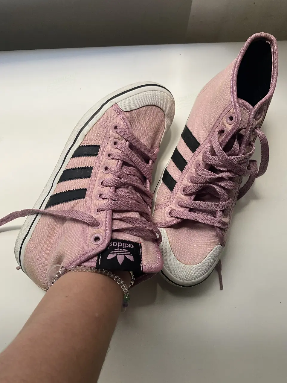 adidas · Talle US 7