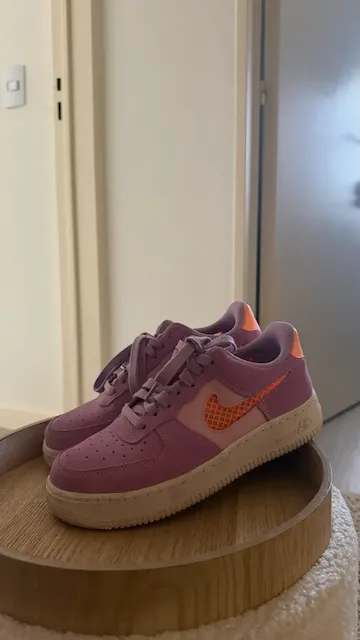 Nike · Talle AR 37