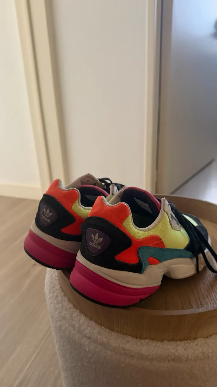 Zapatillas adidas - imagen 3
