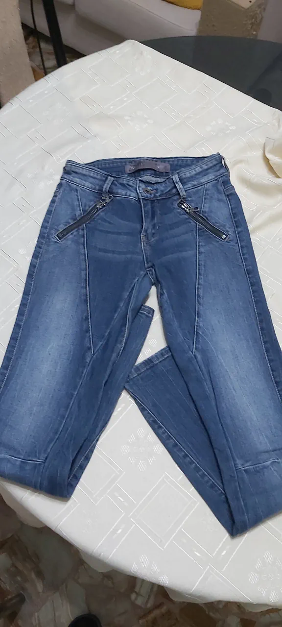 Jean GUESS - imagen 1
