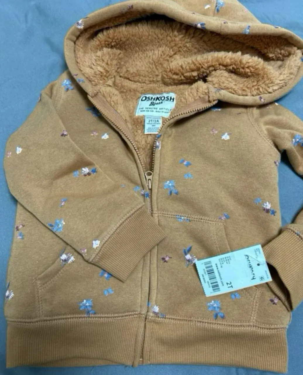Osh kosh · Talle 18–24 meses / 86 cm