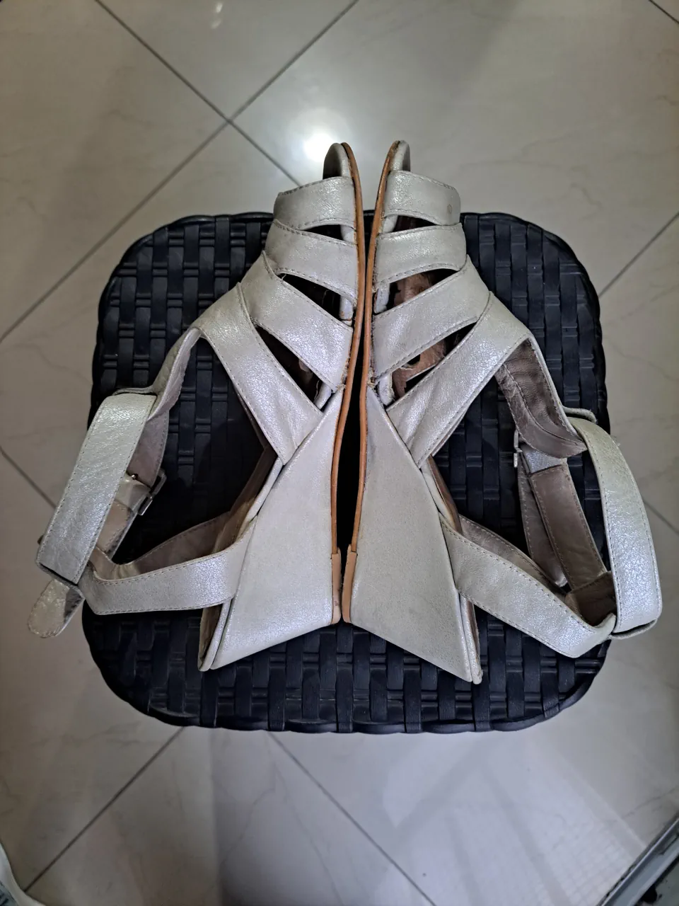 Sandalias No tiene marca · Talle AR 37