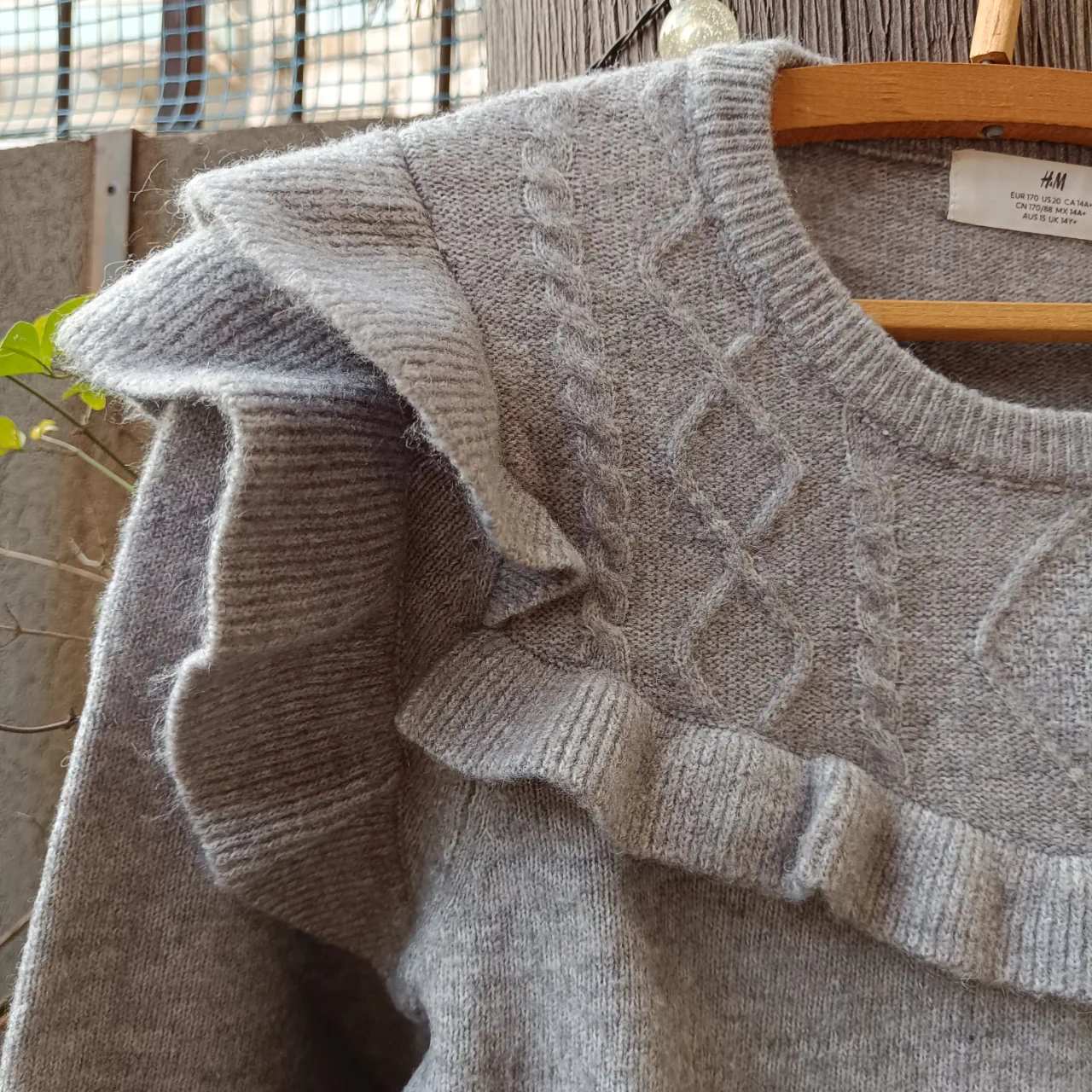 Sweater de cuello redondo H&M - imagen 2