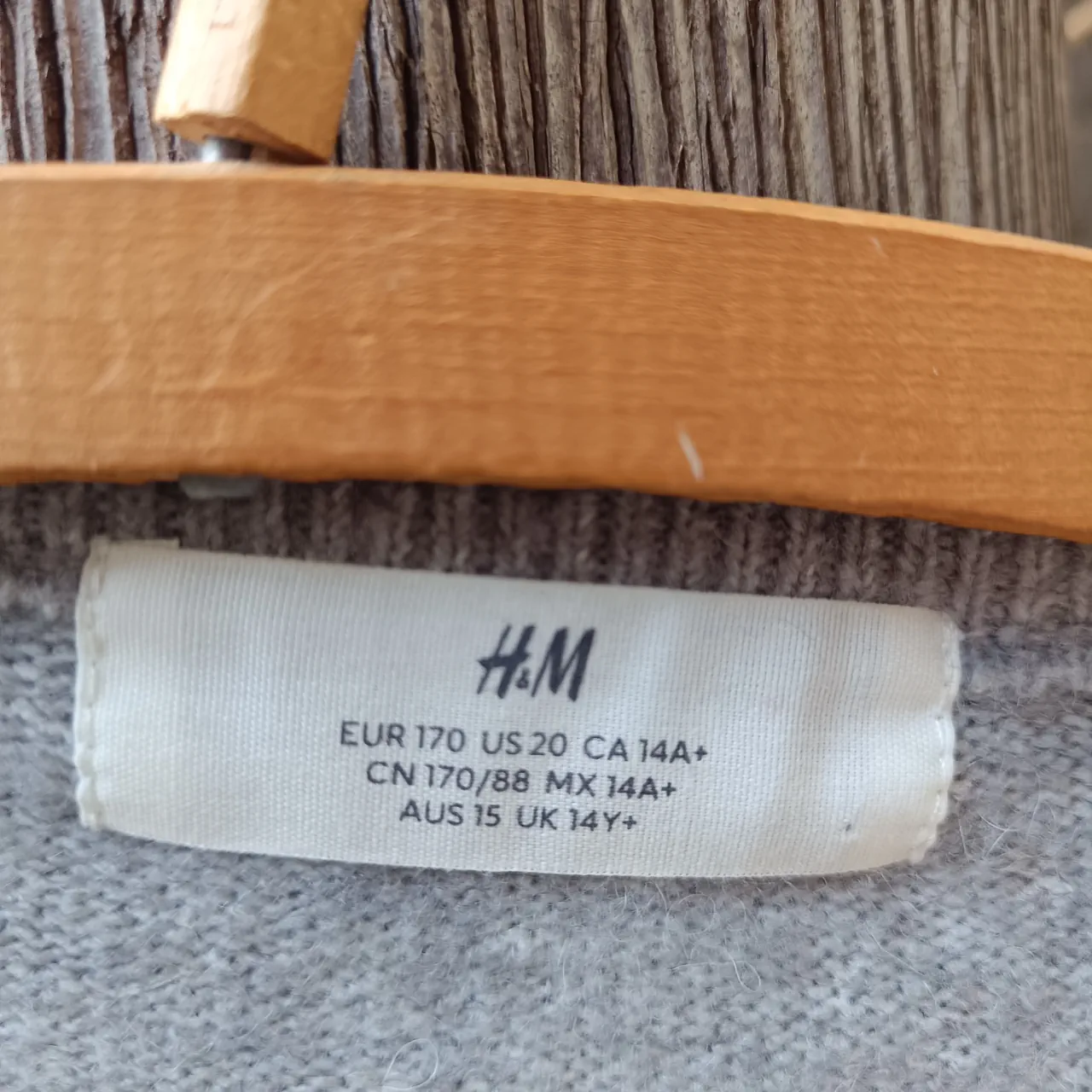 Sweater de cuello redondo H&M - imagen 4