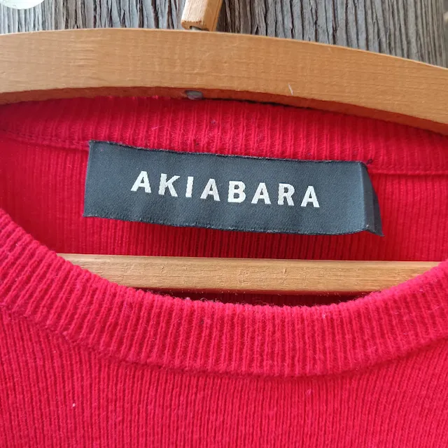 Akiabara · Talle M