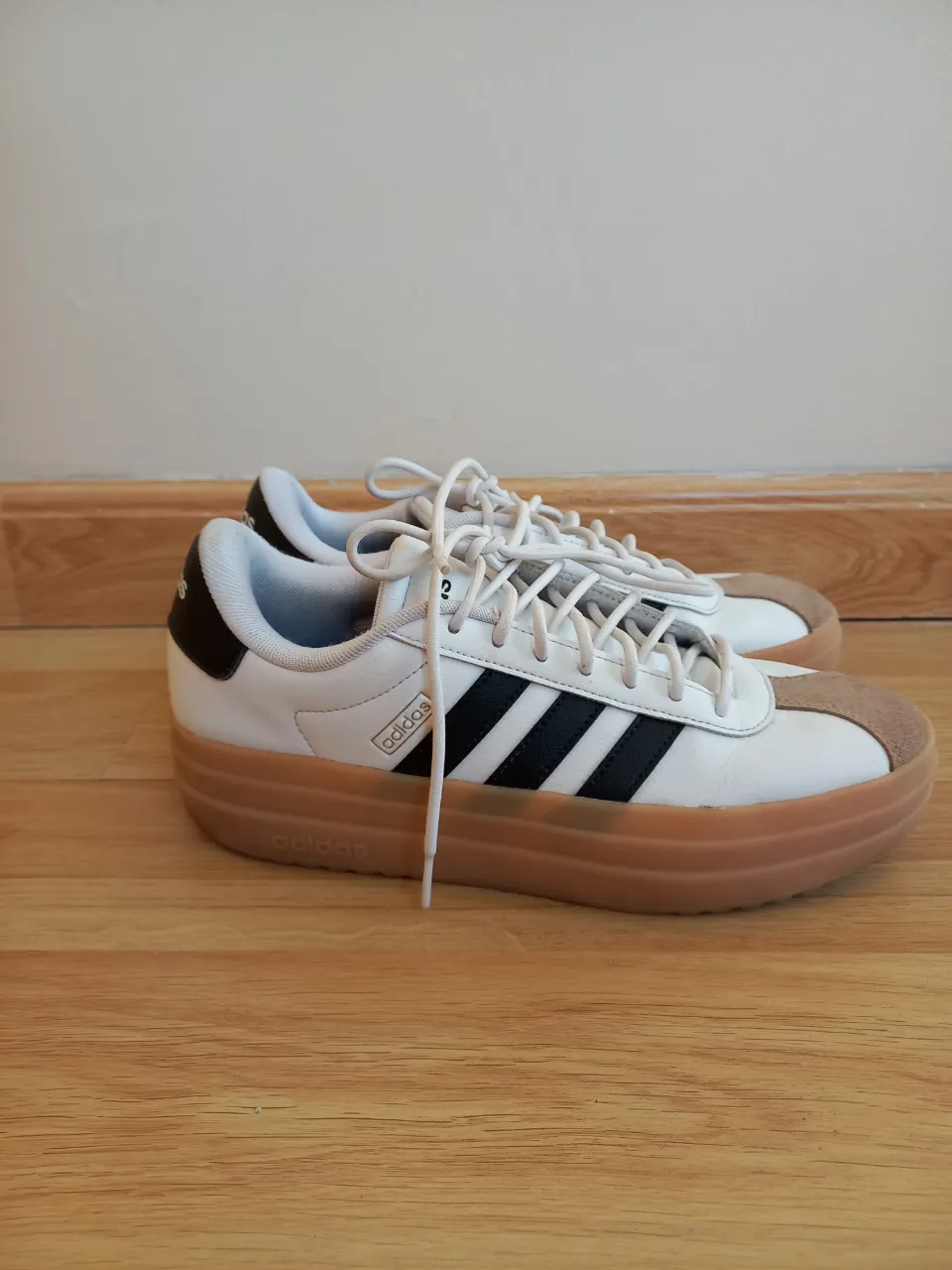 adidas · Talle US 8
