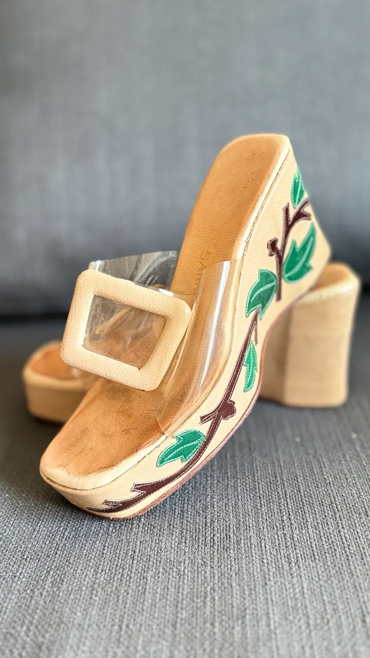 Zuecos Ricky Sarkany - imagen 1