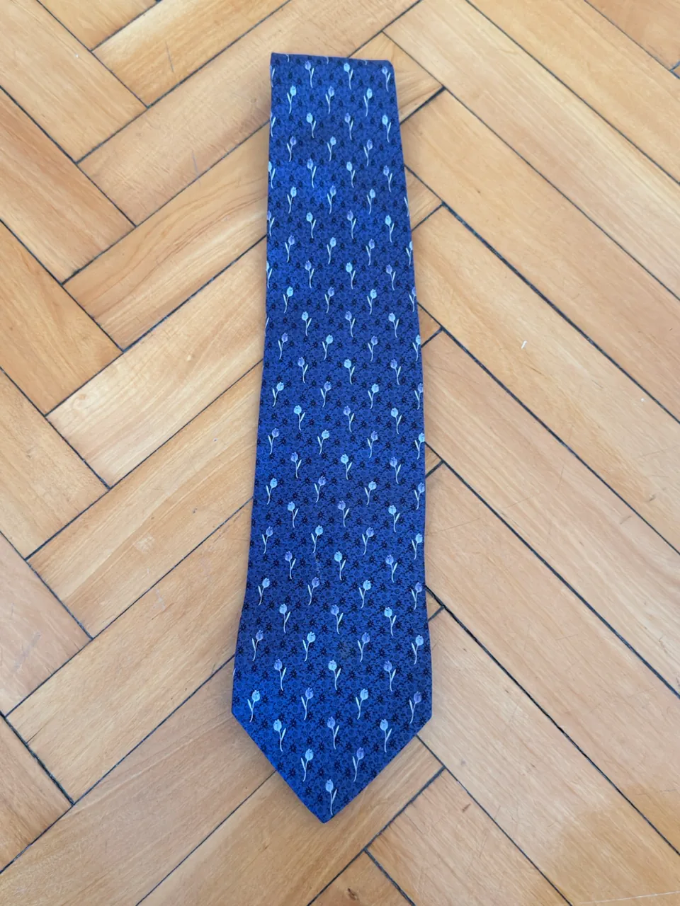 Corbata James smart