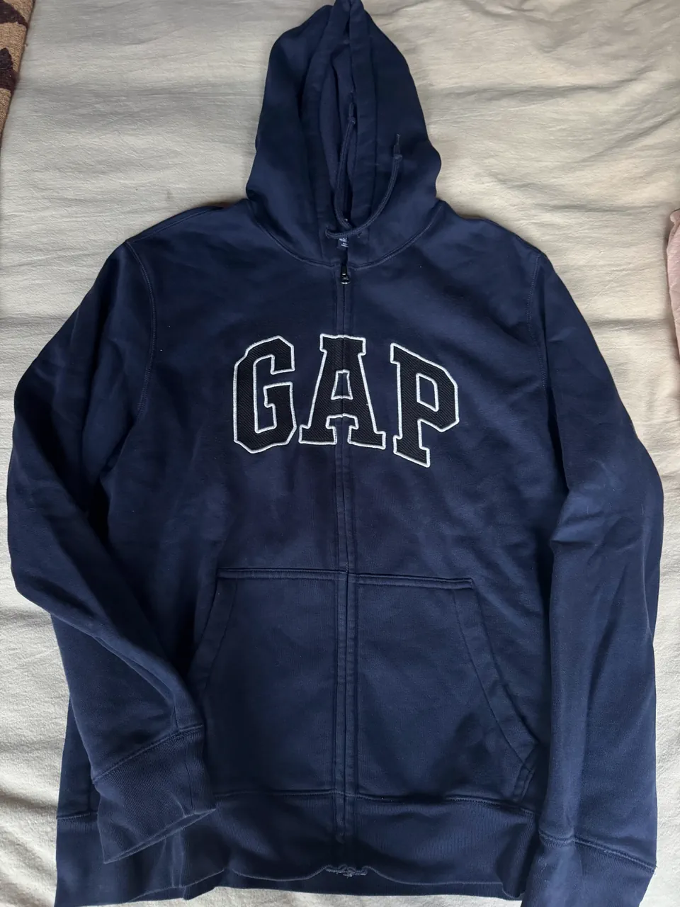 Buzo GAP - imagen 1