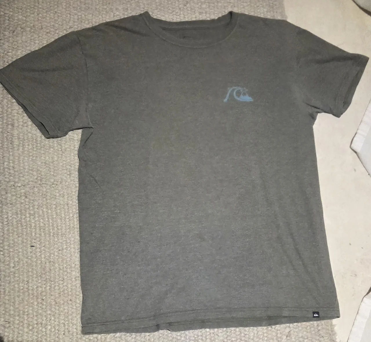 Remera Quiksilver · Talle L
