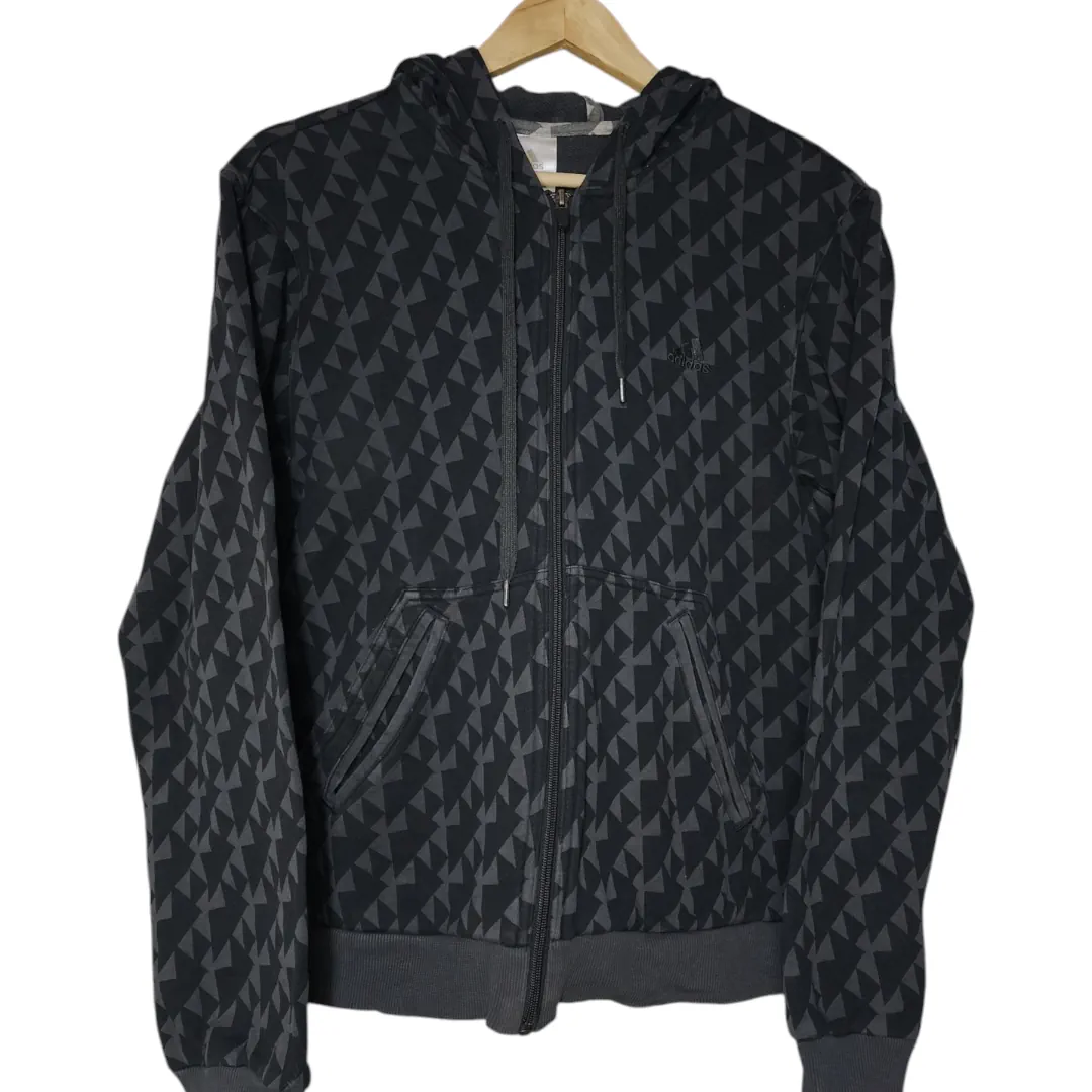 adidas · Talle S