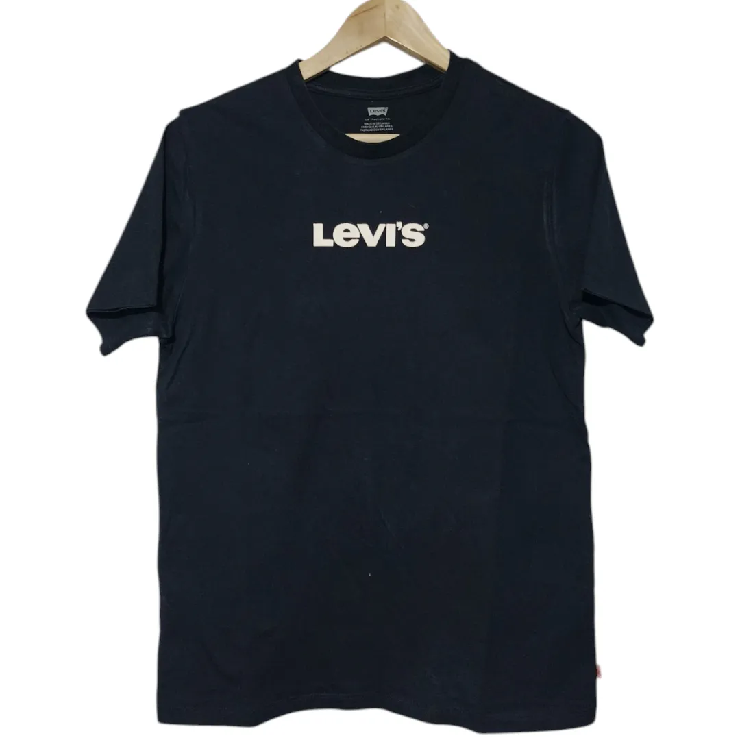 Remera Levi's · Talle M