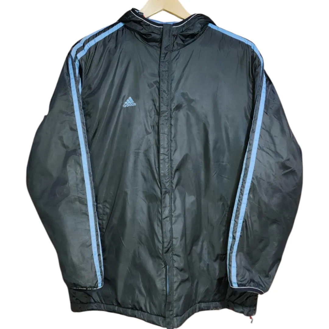 Campera adidas · Talle M