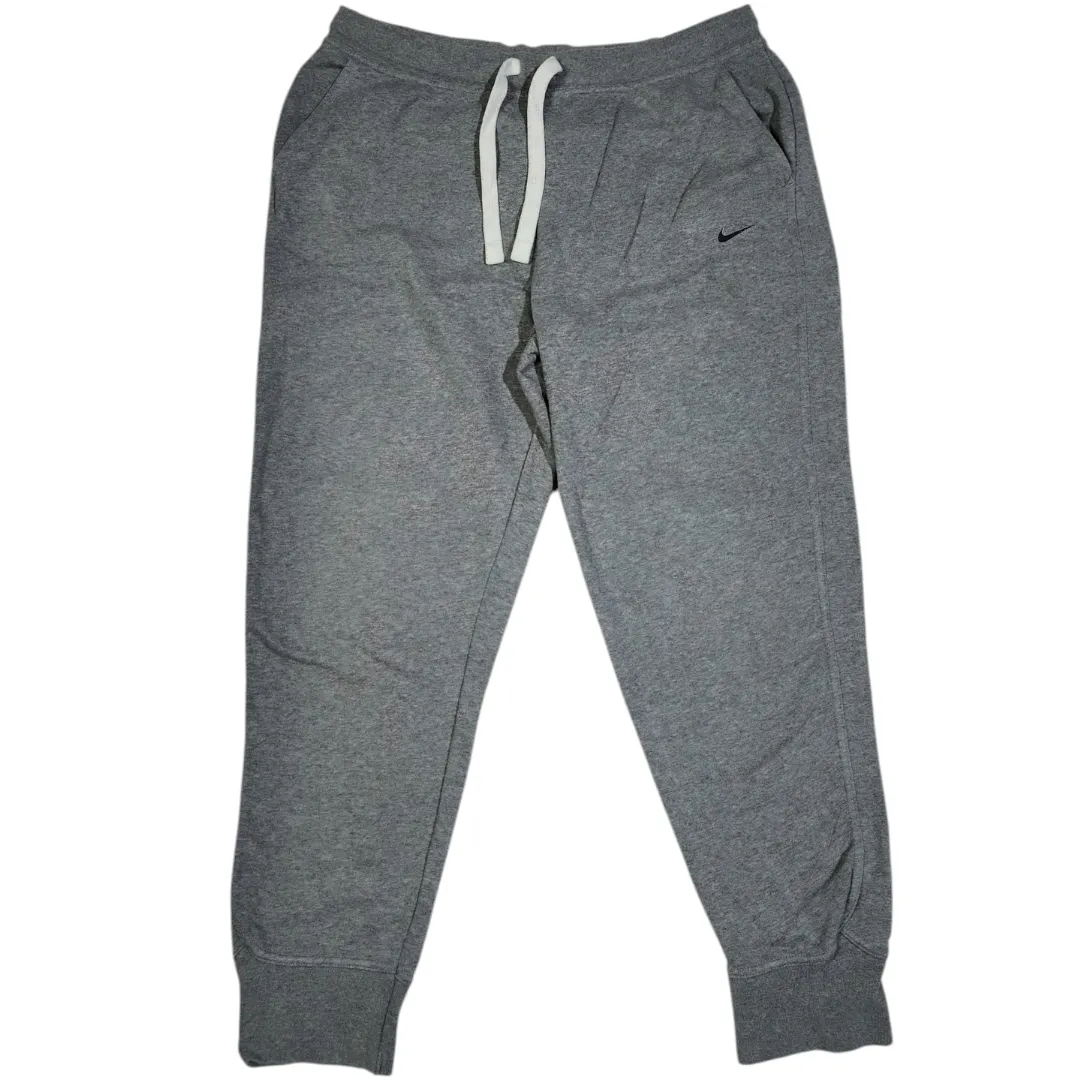 Pantalón Nike · Talle L